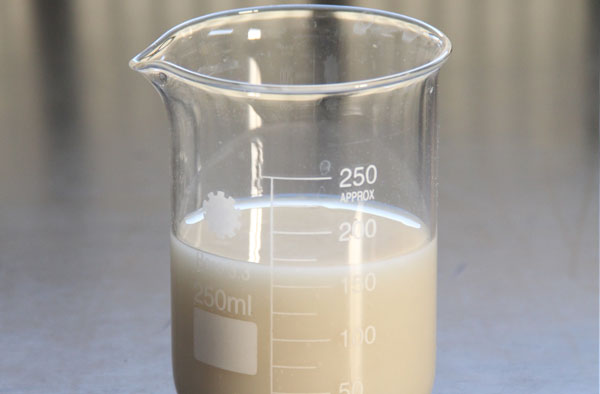 4、钻井液用包被抑制剂酰胺类阳离子聚合物STBAND（液体）